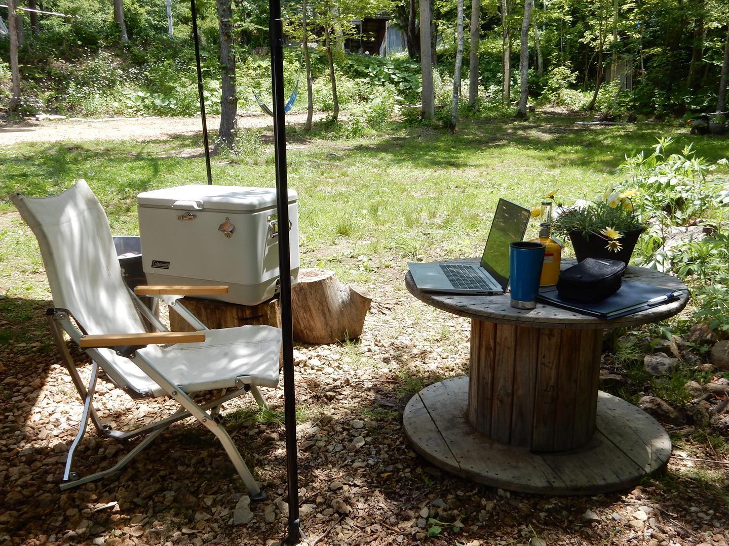 【 CampはLIFEへ 】　ハイエースを　WiFi空間にして　どこか　「 好きな景色で仕事をしてみたり 」　そこで暮らしはじめたりはじめるバンライフ#CampはLIFEへ